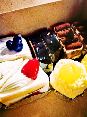 ケーキ山盛り