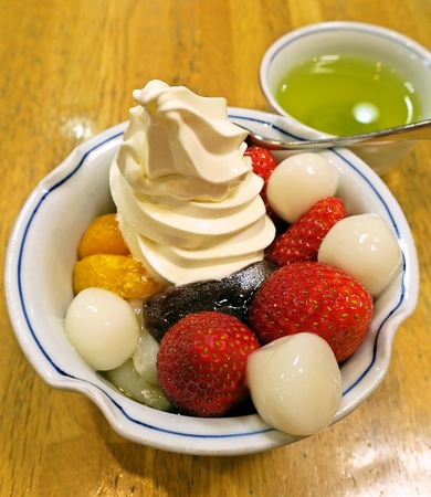いちごクリームあんみつ♪