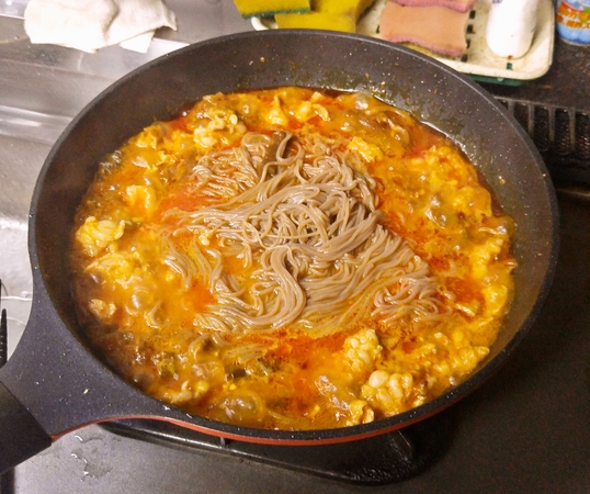 ユッケジャン麺完成手前☆