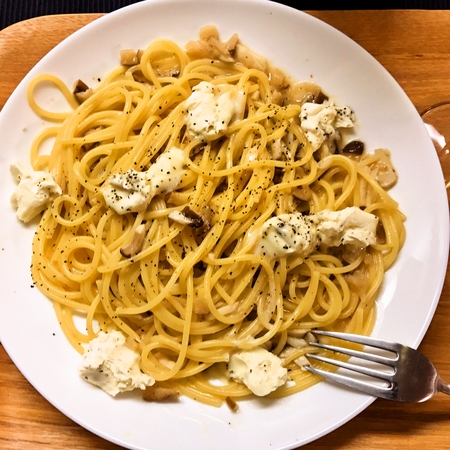 いぶりがっこマスカルポーネのボッタルガソースパスタ！