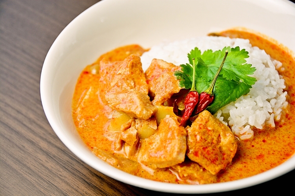 本格的タイカレー　ちょっと辛い