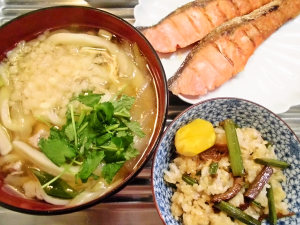 うどんと山菜御飯