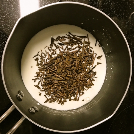 ほうじ茶ラテを作るよ！