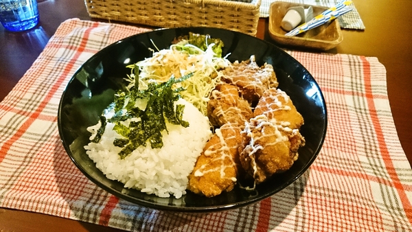Ｃｈｏｕ Ｃｈｏｕのカラマヨ丼