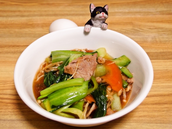 チンゲン菜と豚肉のオイスターソース炒め煮