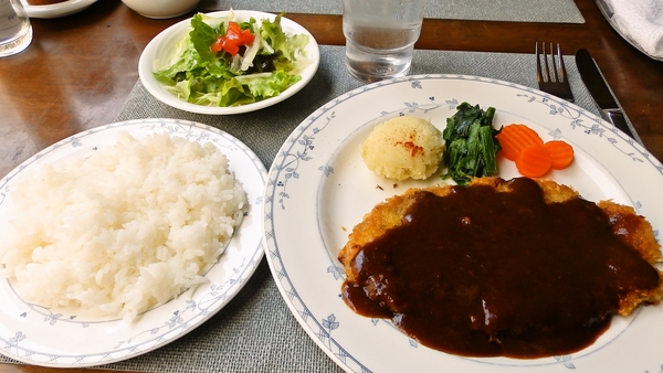 ビフカツランチ。うんま～