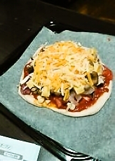 ピザ作ったよ　（焼く前）