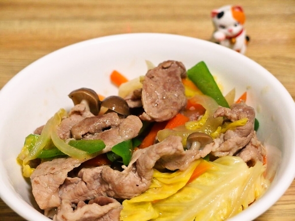 豚肉で八宝菜風野菜炒め