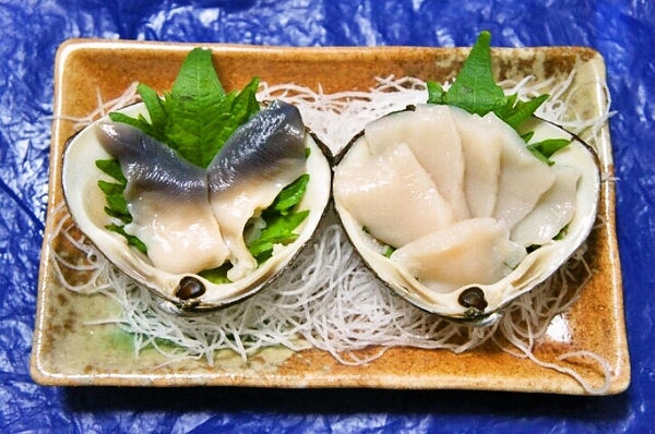 ホッキ貝（ウバ貝）の刺身