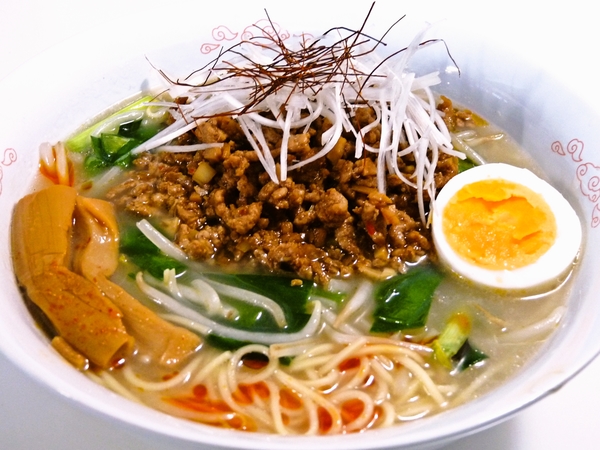 肉味噌豚骨ラーメン