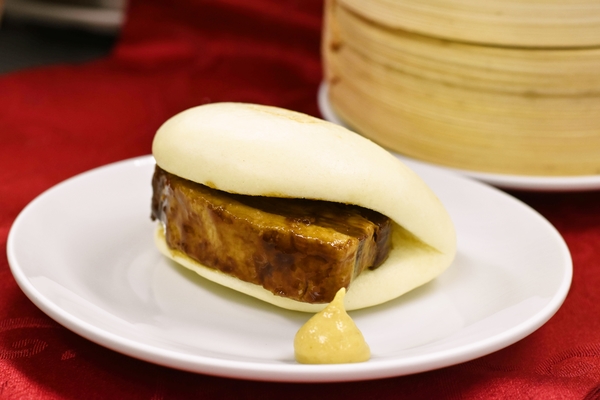 角煮まん