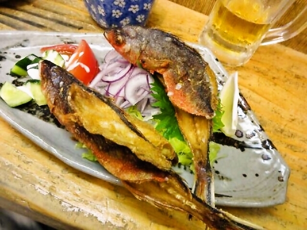グルクン(タカサゴ)の唐揚げ