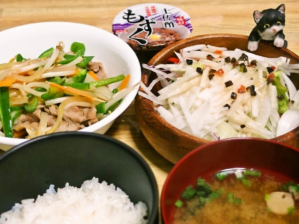 戸村のタレで肉野菜炒め