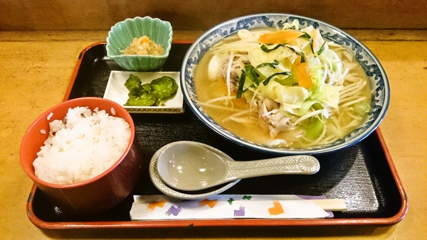 丹波茶屋＠福知山駅前の黄ぃラーメン定食（７１０円）
