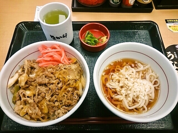 なか卯でランチ