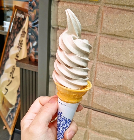 箱根湯本の珈琲牛乳ソフト☆