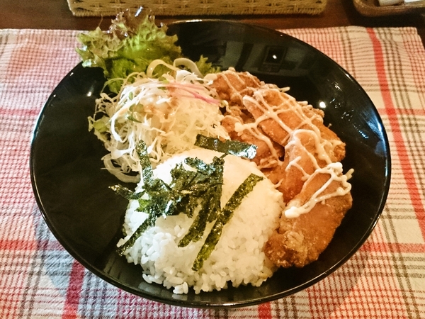 Ｃｈｏｕ Ｃｈｏｕ＠福知山・広小路のカラマヨ丼