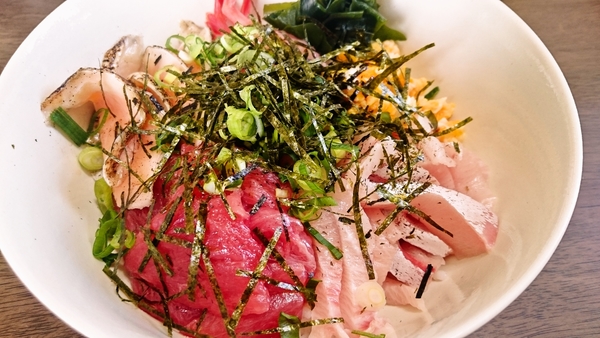 海鮮丼