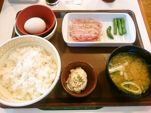すき家で朝食