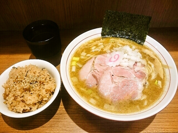 期間限定の煮干しそば(塩)＋炊き込みご飯