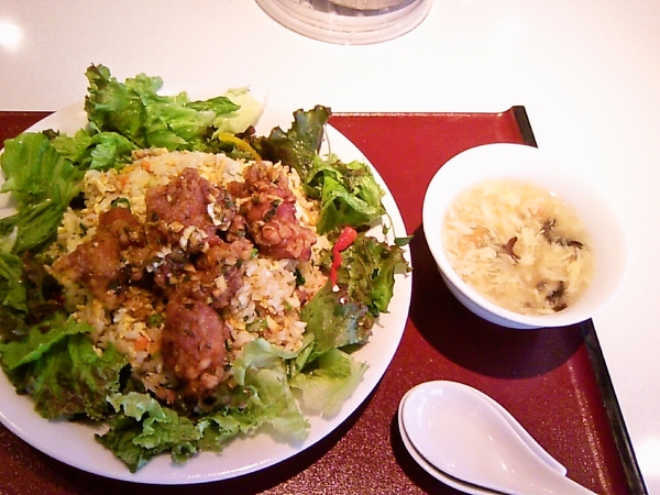唐揚げもりもり炒飯
