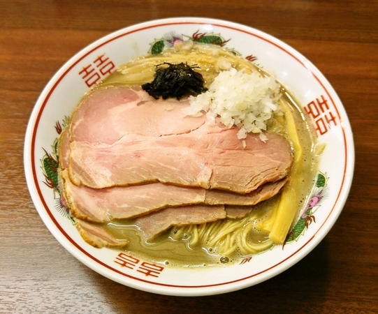 トロッと濃い煮干し中華そば☆