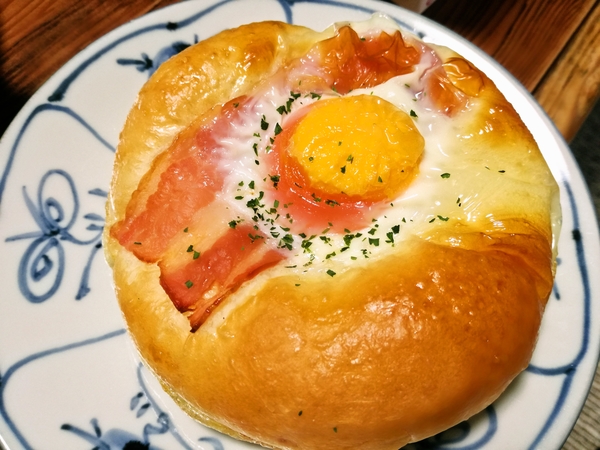 エッグベーコンパン