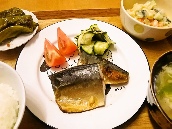鯖の塩焼きの晩ごはん