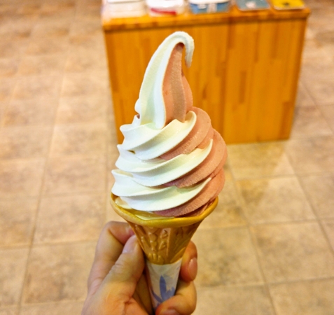 バニラとローズヒップのミックスソフト☆