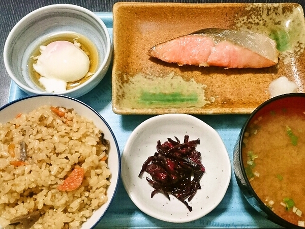 今日の朝食