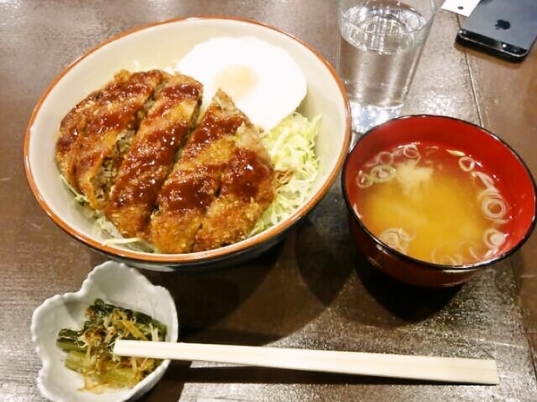 ソースかつ丼