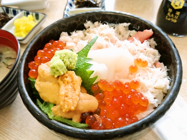 海鮮丼