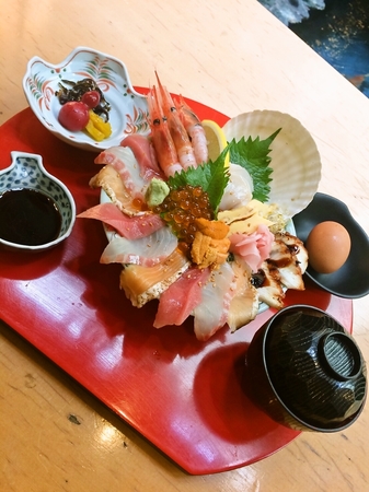 笹庵の海鮮丼780円