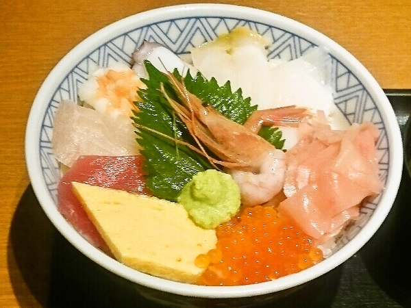 海鮮丼