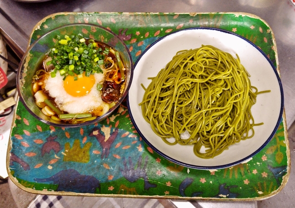 山菜とろろ茶そば☆