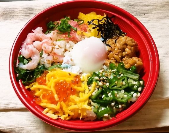 10品目のうまか丼