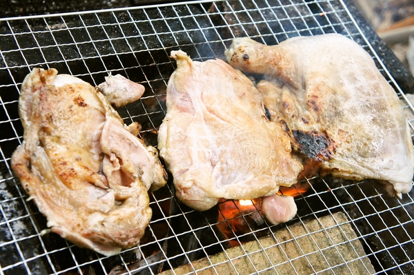 炭火焼チキン