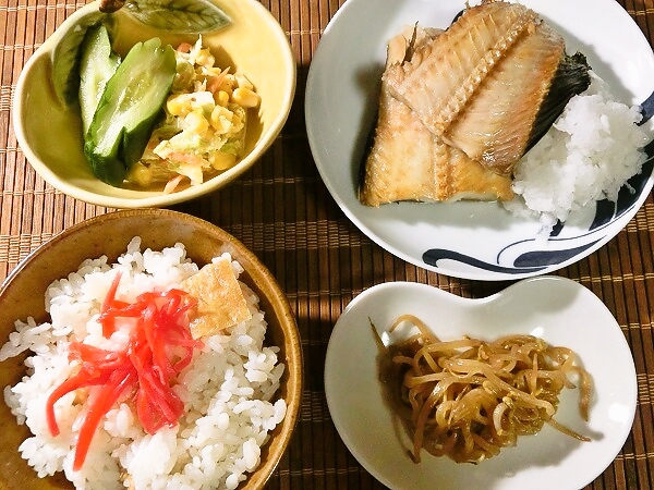 縞ホッケの晩ごはん