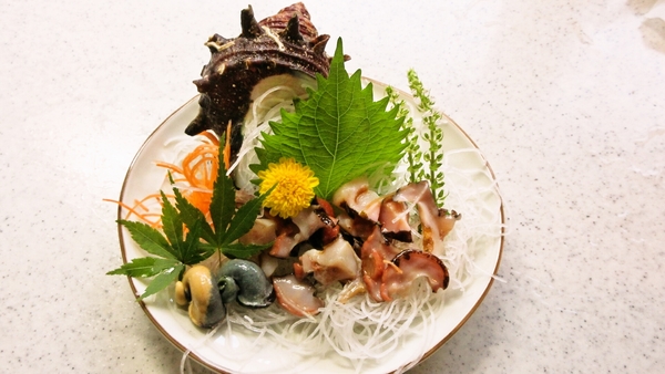 サザエの刺身　魚屋１０年目自慢のおつまみ