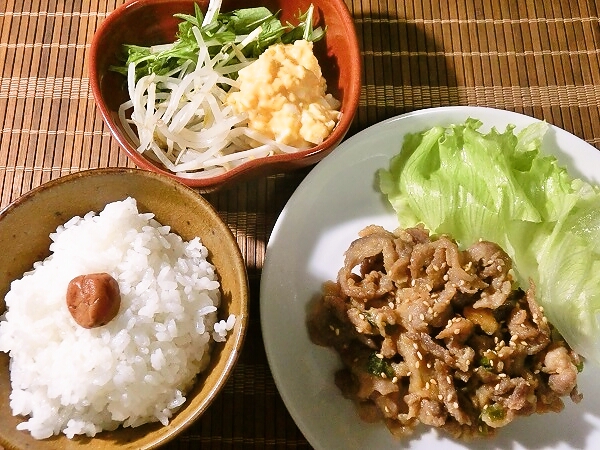 豚こま肉のネギ味噌焼きの晩ごはん