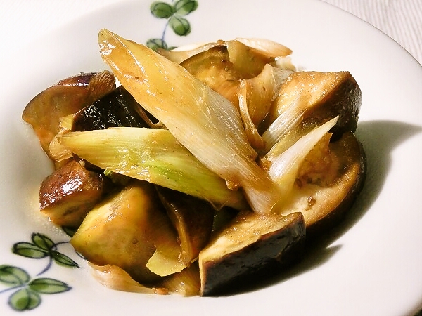 茄子とネギの炒め物