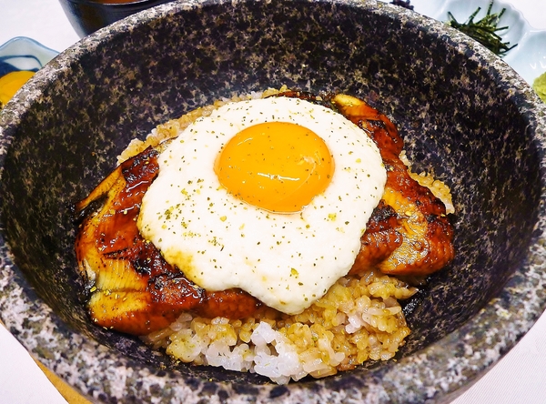 石焼きうなぎのとろろかけ