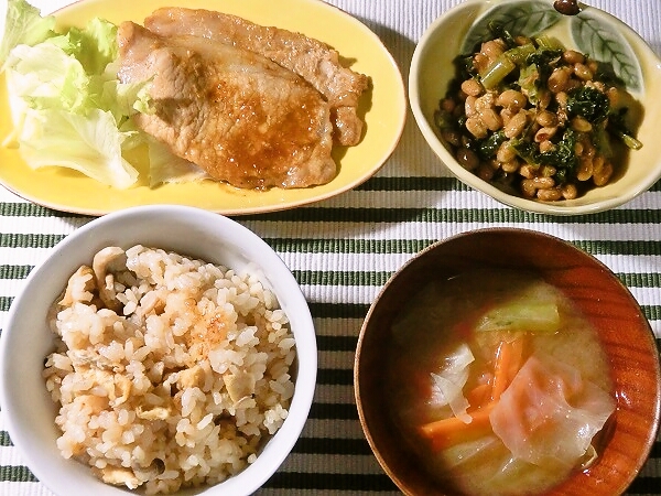 豚の生姜焼きの晩ごはん