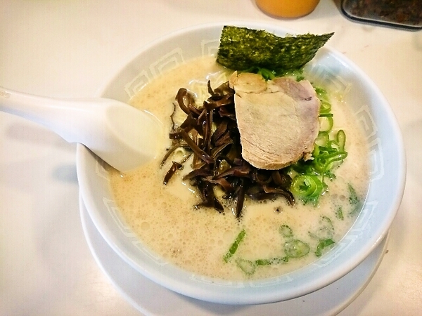 とんこつラーメン