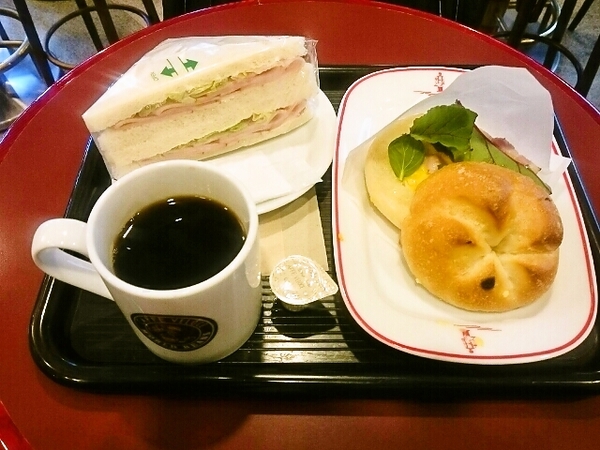 今日の朝食