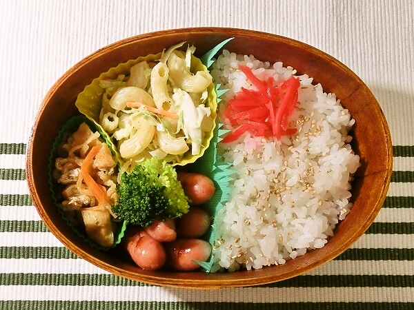 ウインナーとマカロニサラダのお弁当