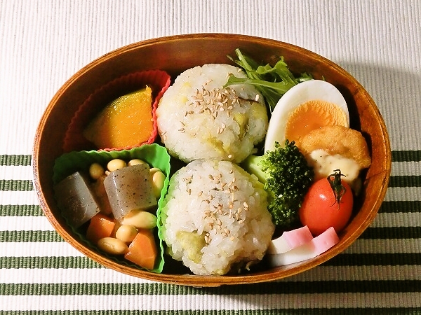 おこわおにぎり弁当