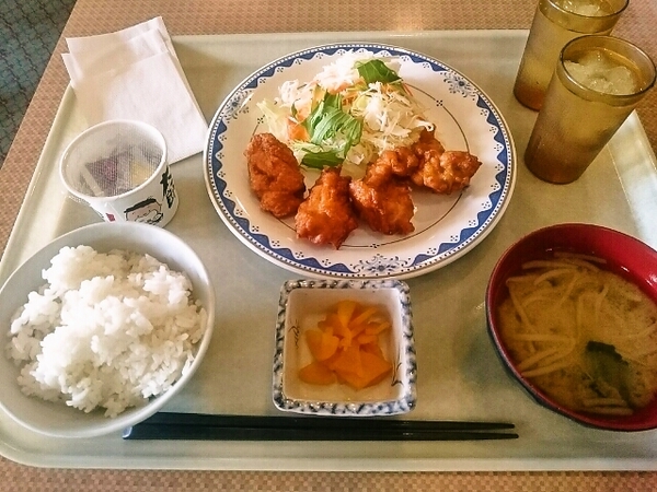 昼食