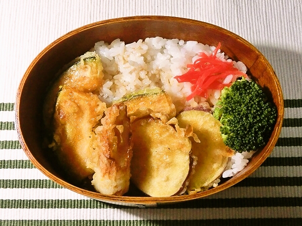 野菜天丼のお弁当