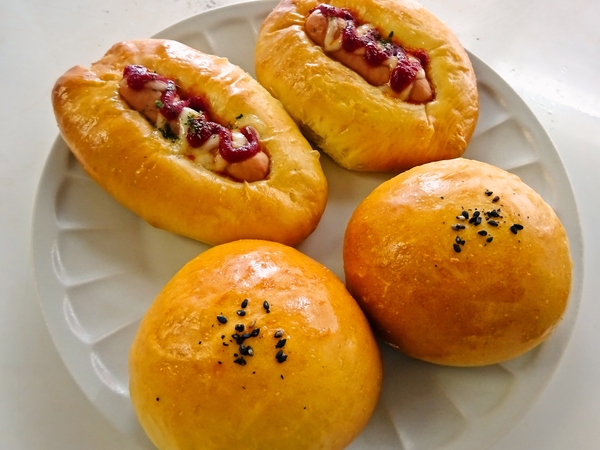 手作りあんパンとウインナーパン♪